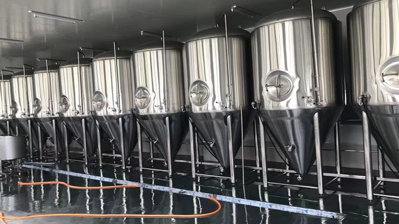 鹿寨精酿啤酒设备厂—精酿啤酒设备主要生产工艺